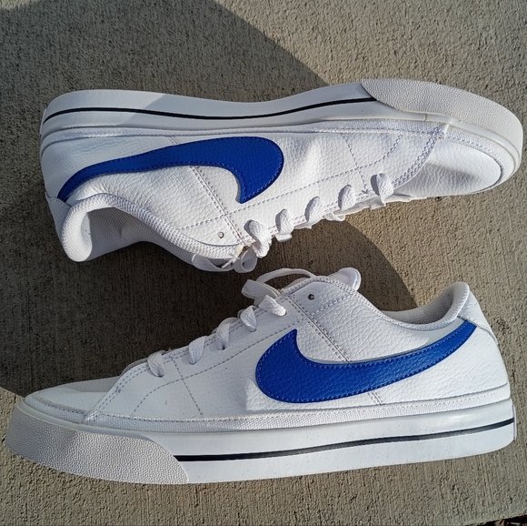 Nike Court Legacy Men's White and Blue Sneakers Size 9.5 Women's 11 - Picture 2 of 11